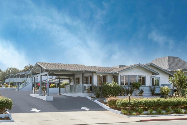 Ramada by Wyndham Monterey image 3